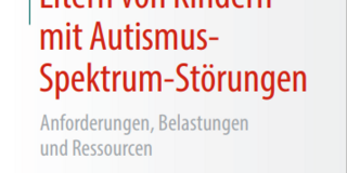 Buchcover "Eltern von Kindern mit Autismus-Spektrum-Störungen" Buchcover des Springer Verlags mit dem Titel "Eltern von Kindern mit Autismus-Spektrum-Störungen." Autoren sind Heinrich Tröster und Sarah Lange.
